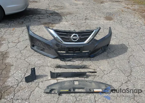 2017 Nissan Altima 2.5 S z USA, uszkodzony, nr VIN 1N4AL3AP0HC268653